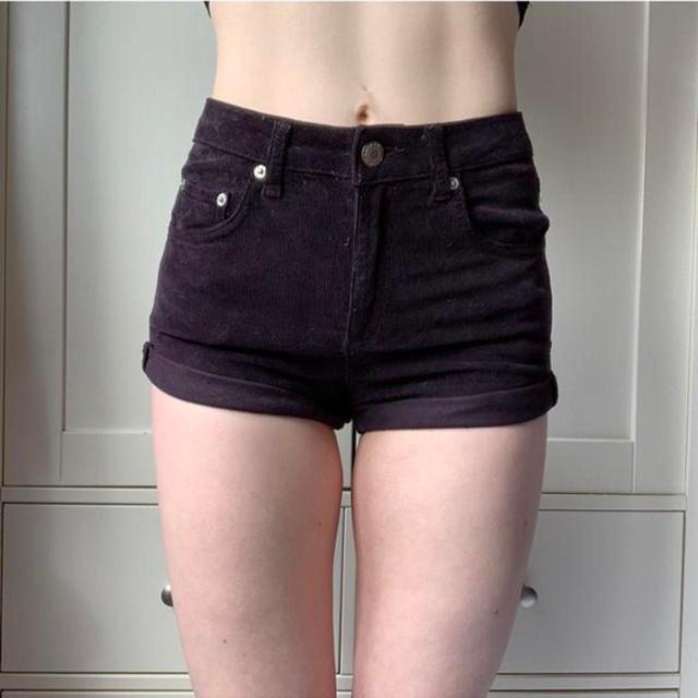 Topshop Women's Shorts - Purple - 26" on Productcaster.