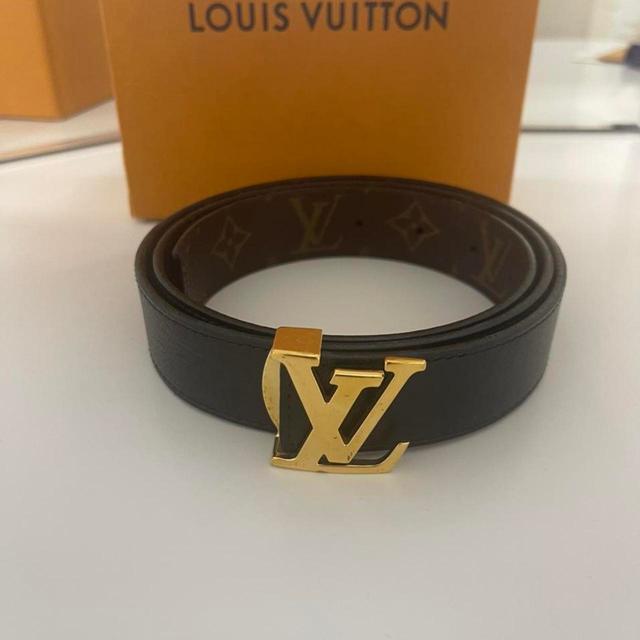 Louis Vuitton Women's Belt - Black on Productcaster.