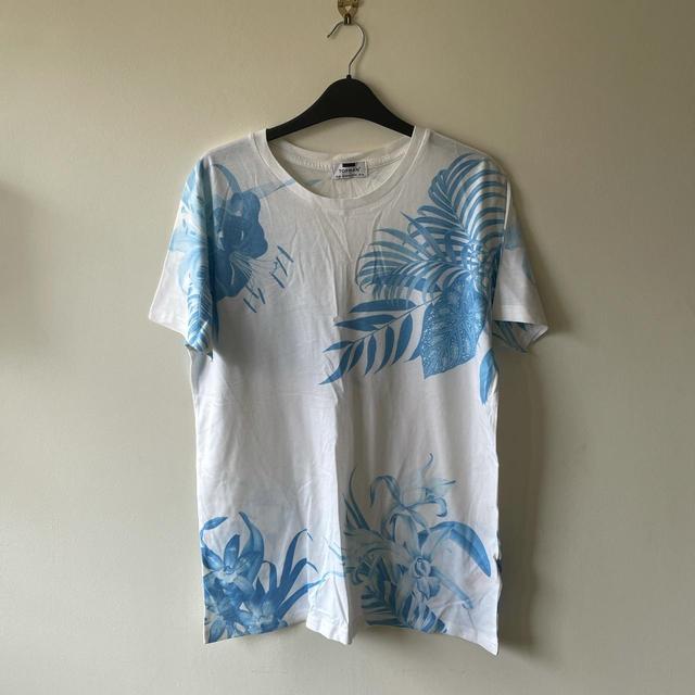 Topman Men's T-shirt - White/Blue - M on Productcaster.