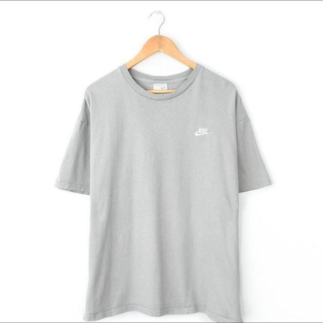 Nike Men's T-shirt - Tan - L on Productcaster.