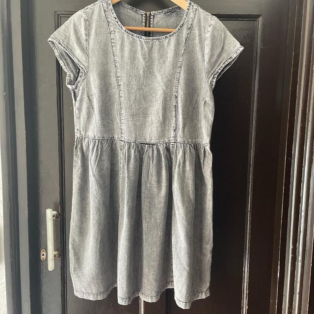 Warehouse Women's Babydoll Dress - Grey - S on Productcaster.