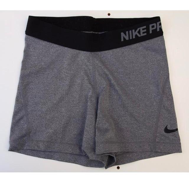 Nike Women's Shorts - Black/Grey - S on Productcaster.