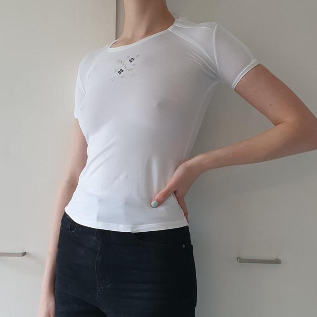 Armani Women's T-shirt - White - XS on Productcaster.