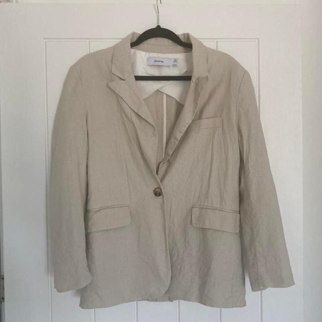 Bershka Women's Coats and jackets - Cream - S on Productcaster.