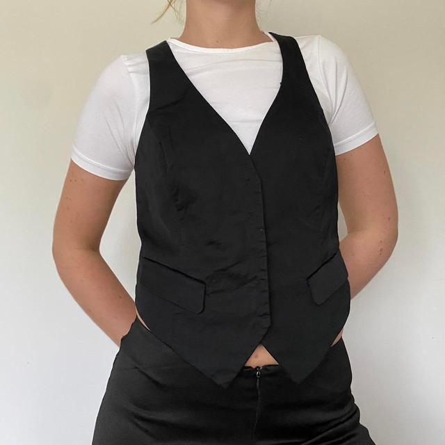 H&M Women's Vest - Black - 8 on Productcaster.