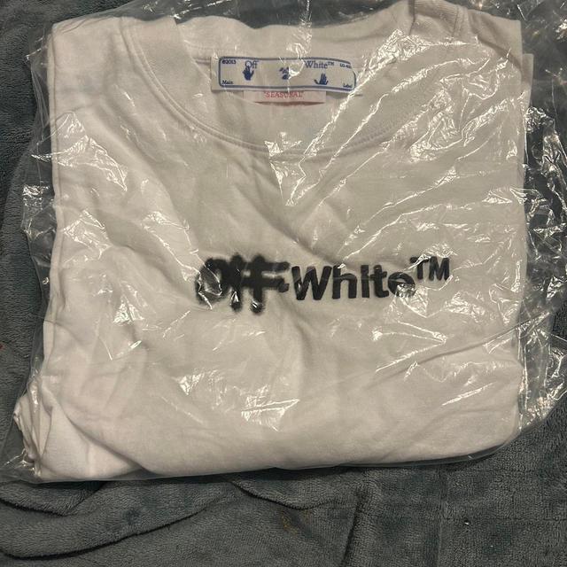 Off-White Men's T-shirt - White - S on Productcaster.