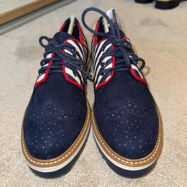 Women's Brogues - Navy/White - UK 5 on Productcaster.