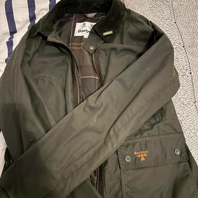 Barbour Men's Raincoat - Khaki/Green - M on Productcaster.