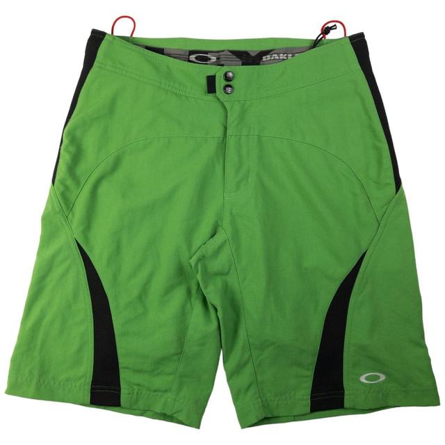 Oakley Men's Shorts - Green/Black - 32" on Productcaster.