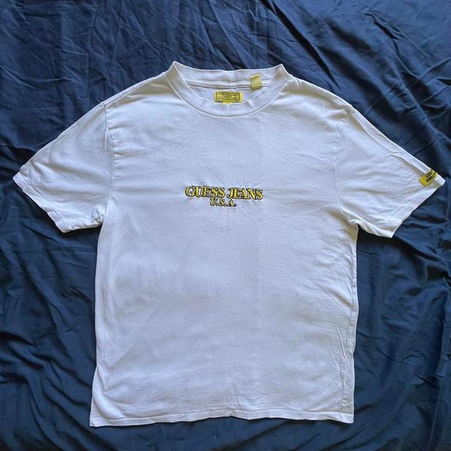 Guess Men's T-shirt - White/Yellow - L on Productcaster.