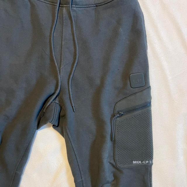 CP Company Men's Sweatpants - Grey - L on Productcaster.