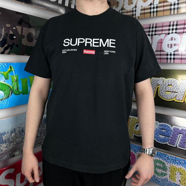 Supreme Men's T-shirt - Black - M on Productcaster.