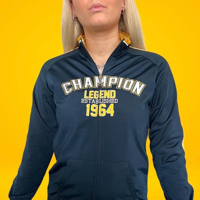 Champion Women's Lightweight Jacket - Navy - S on Productcaster.