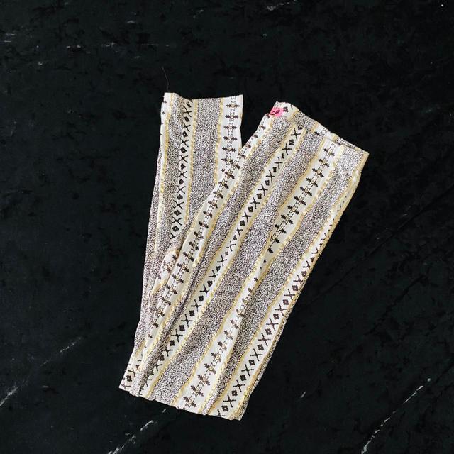 Vintage Women's Leggings - White/Gold - UK 10 on Productcaster.