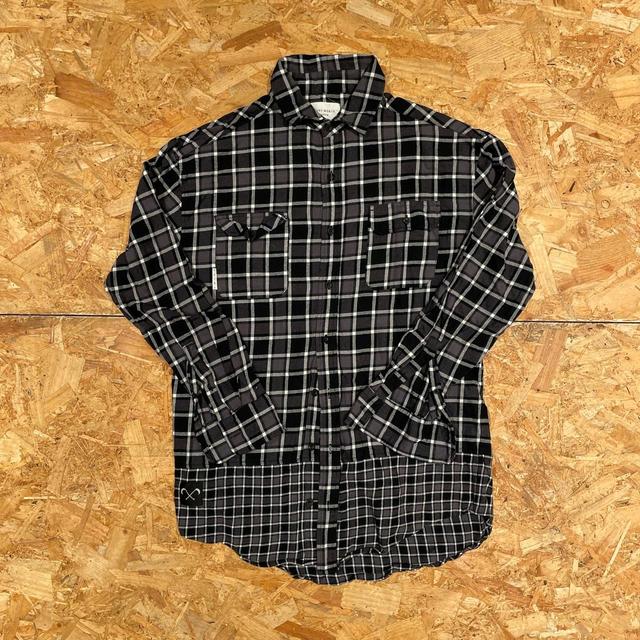 Saint Morta Men's Shirt - Black - M on Productcaster.