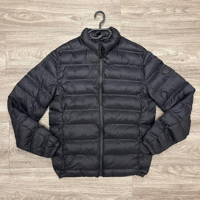 Pull&Bear Men's Puffer Jacket - Black - M on Productcaster.