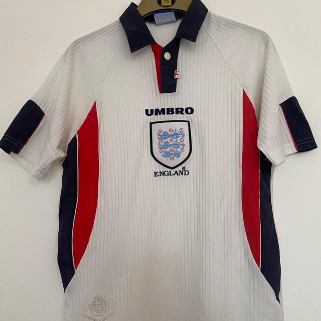 Umbro Men's T-shirt - White - M on Productcaster.