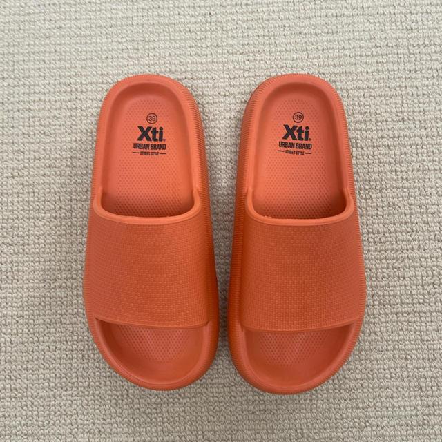 Xti Women's Slides - Orange - UK 6 on Productcaster.