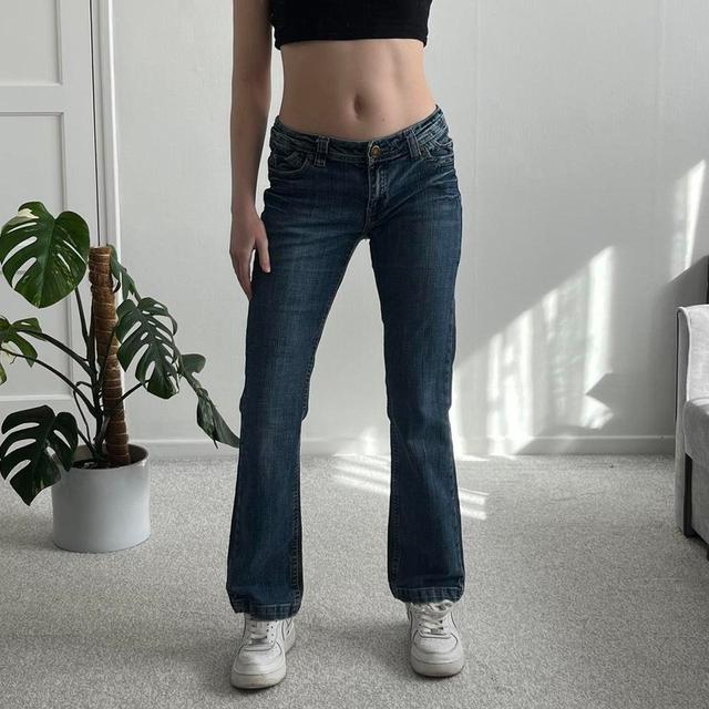 Vintage Women's Low rise Jeans - Blue - UK 10 on Productcaster.