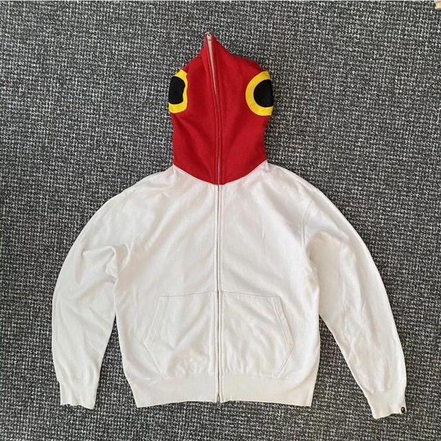 BAPE Men's Hoodie - White/Red - M on Productcaster.