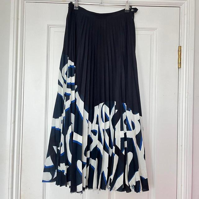 H&M Women's Midi Skirt - Navy - UK 8 on Productcaster.