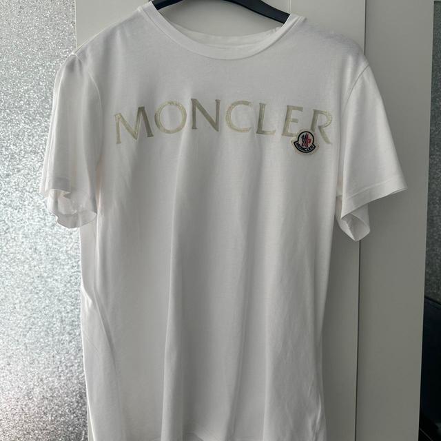 Moncler Women's T-shirt - White - 6 on Productcaster.