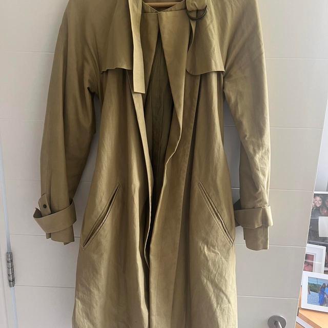 Isabel Marant Women's Trench - Khaki - UK 8 on Productcaster.