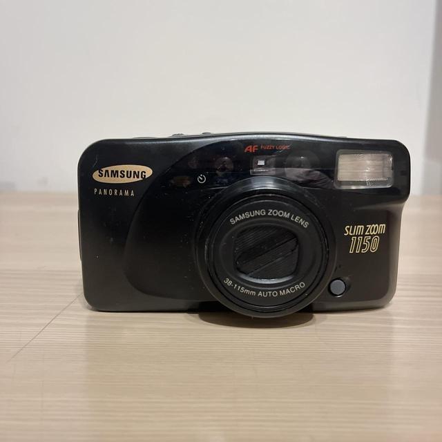 Samsung Film cameras - Black on Productcaster.