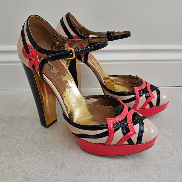 Miu Miu Women's Sandals - Black/Pink - UK 3.5 on Productcaster.