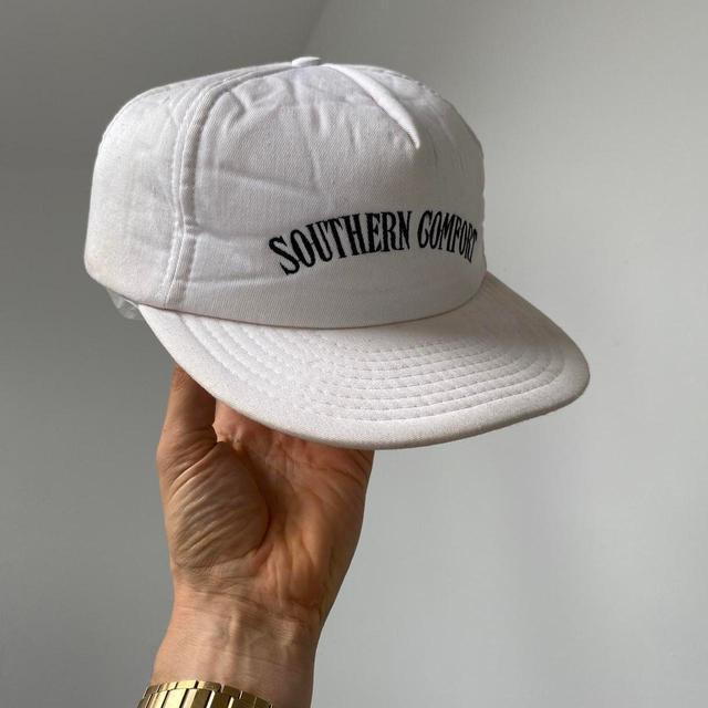 Vintage Men's Hat - White on Productcaster.