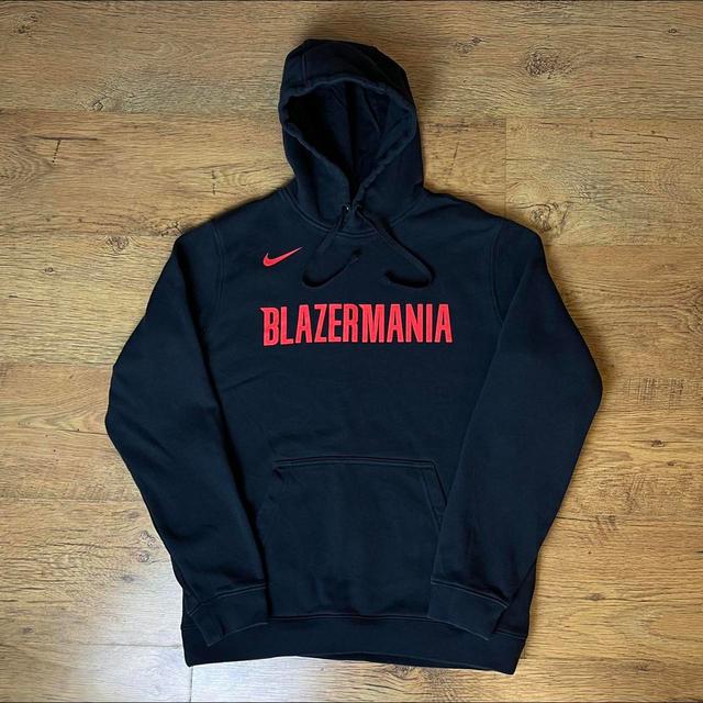 Nike Men's Hoodie - Black - M on Productcaster.