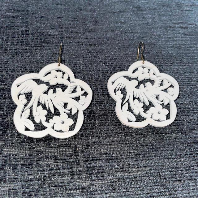 Vintage Women's Earrings - Silver/White on Productcaster.