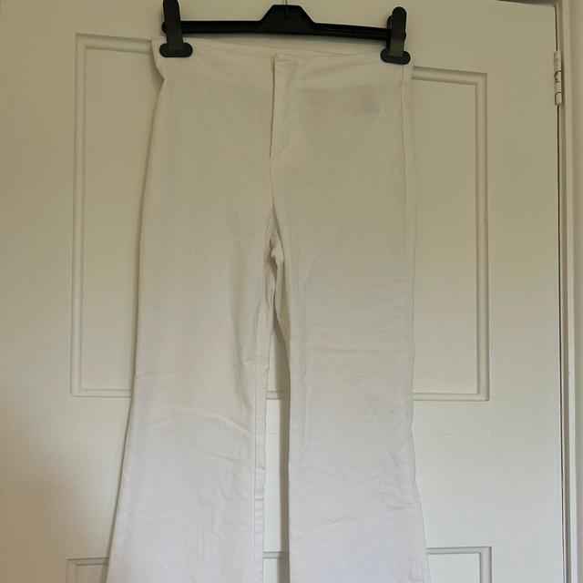 H&M Women's Trousers - White - S on Productcaster.