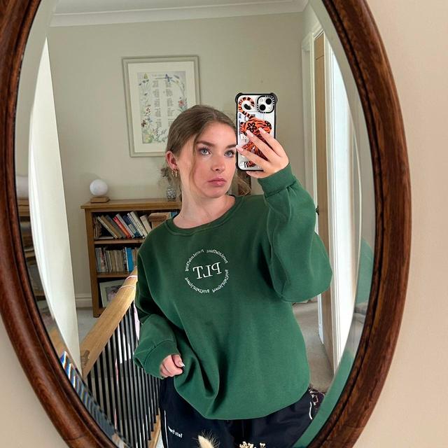 PrettyLittleThing Women's Sweatshirt - Green - 10 on Productcaster.