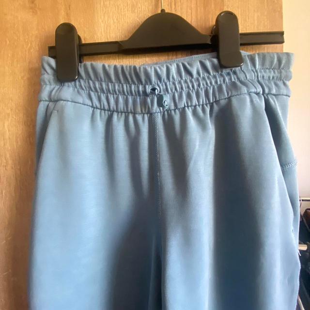 Lululemon Women's Trousers - Blue on Productcaster.