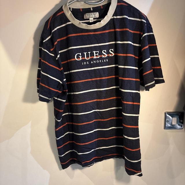 Guess Men's T-shirt - Navy/Multi - M on Productcaster.