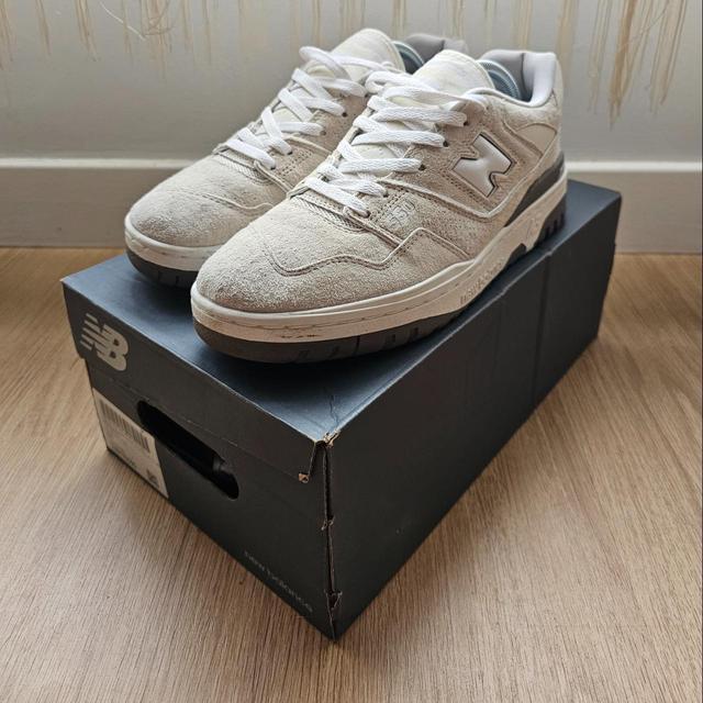 New Balance Men's Trainers - Cream - UK 8.5 on Productcaster.