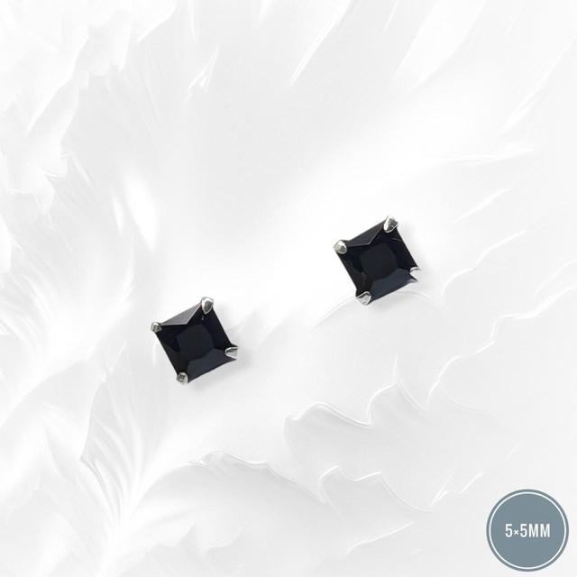 Women's Earrings - Black on Productcaster.