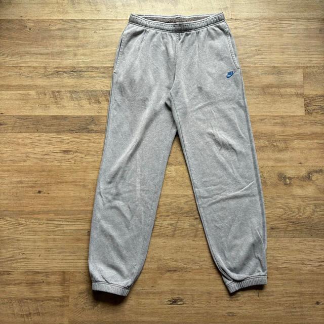 Nike Men's Sweatpants - Grey - S on Productcaster.