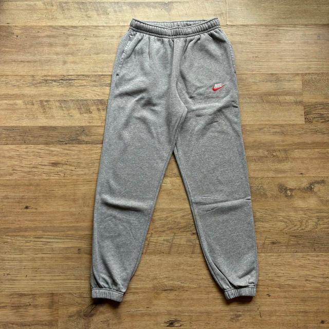 Nike Men's Sweatpants - Grey - S on Productcaster.