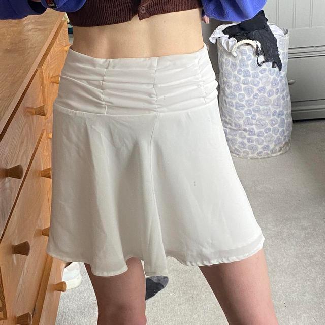 Women's Skirt - White - UK 8 on Productcaster.