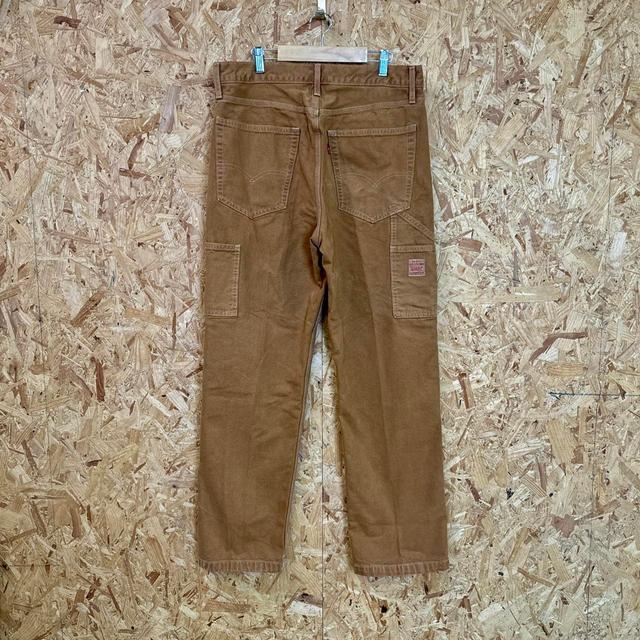 Levi's Men's Straight leg Cargo Jeans - Tan/Brown - 31" on Productcaster.