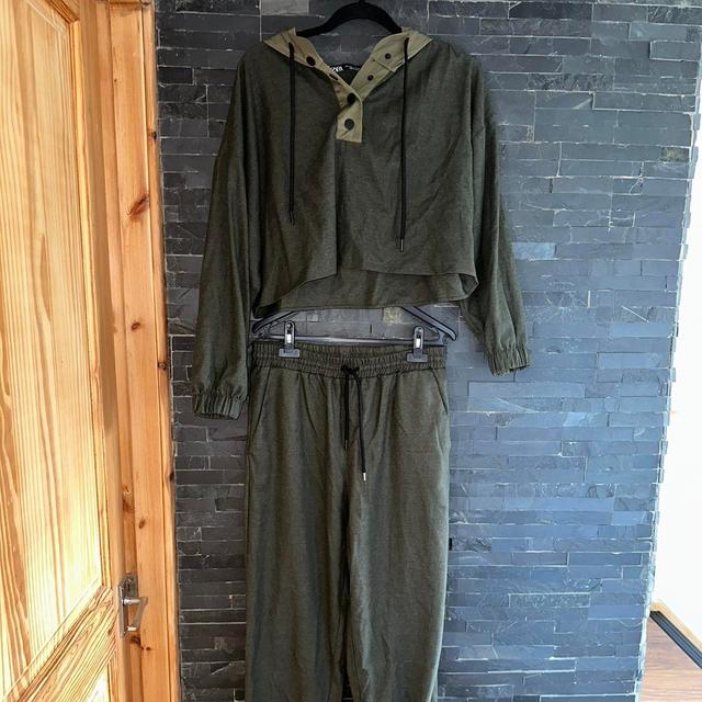 Zara Women's Jumpsuits and playsuits - Khaki - M on Productcaster.