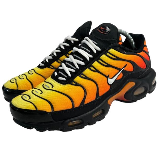 Nike Men's Trainers - Black/Orange - UK 8 on Productcaster.