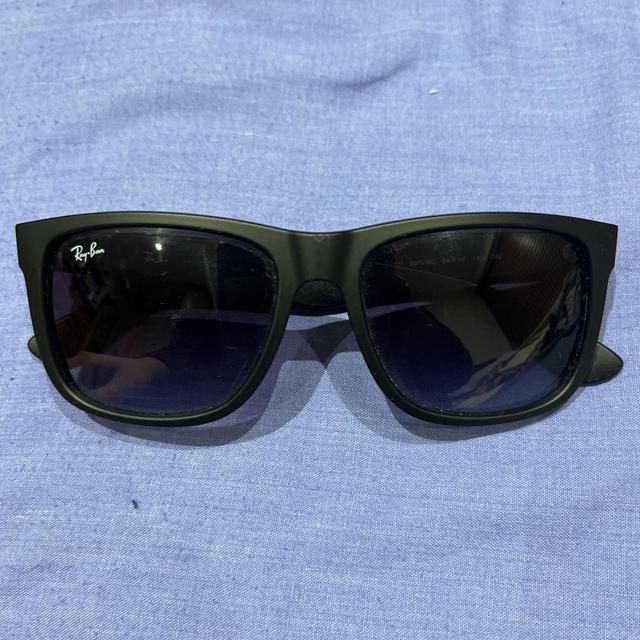 Ray-Ban Men's Wayfarer Sunglasses - Black on Productcaster.