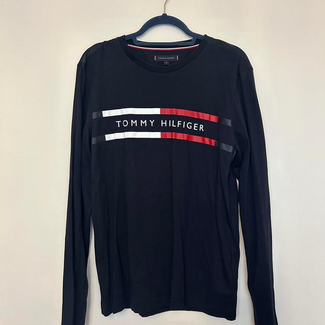 Tommy Hilfiger Men's T-shirt - Black/Navy - M on Productcaster.