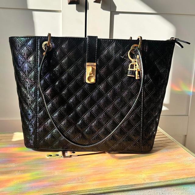 Guess Women's Tote bags - Black on Productcaster.