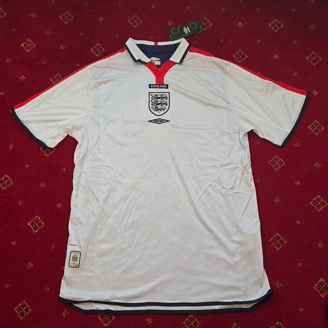 Umbro Men's T-shirt - White - XXL on Productcaster.