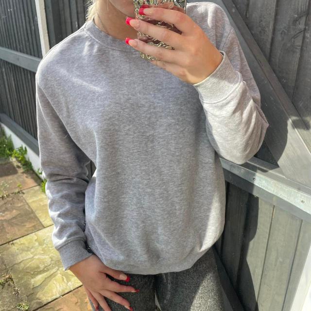 H&M Women's Jumper - Grey - M on Productcaster.