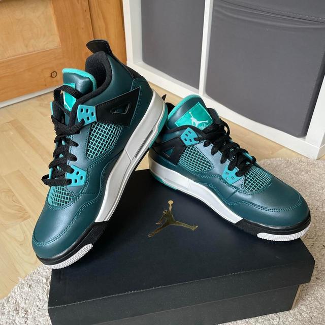 Jordan Women's Trainers - Green - UK 6 on Productcaster.